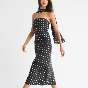 Abercrombie & Fitch Black and White Strapless Dress